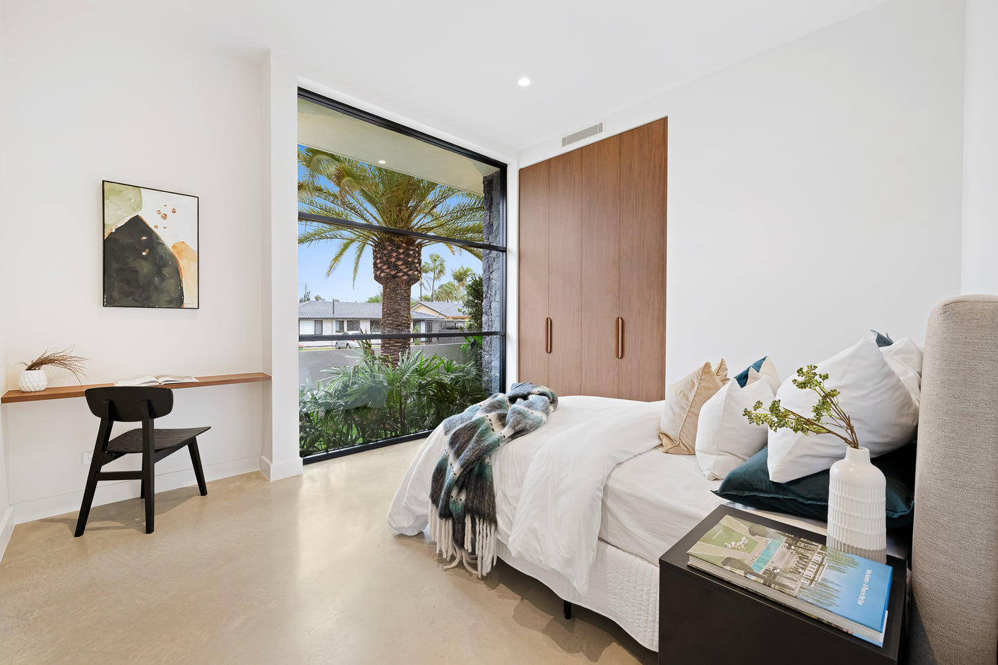 Broadbeach Waters Retreat